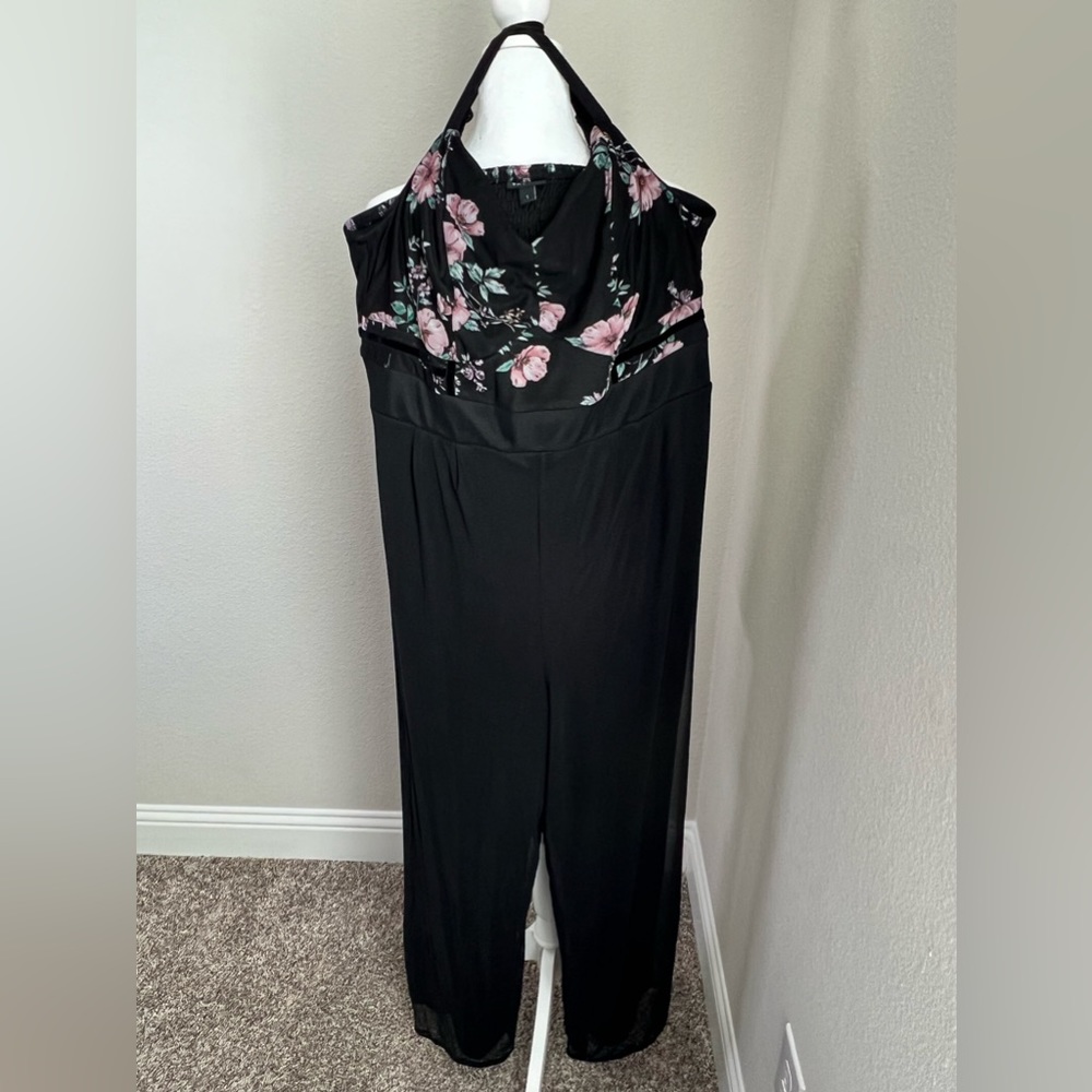 Womens Torrid BLACK FLORAL MESH JUMPSUIT SIZE 1 X Large 14